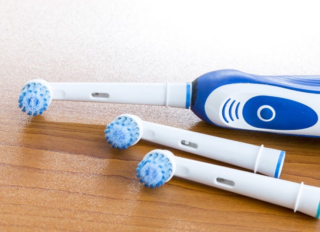 brosse à dents électrique implant dentaire